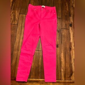 Crown & Ivy high rise skinny pant. Denim. Size 6 Like New